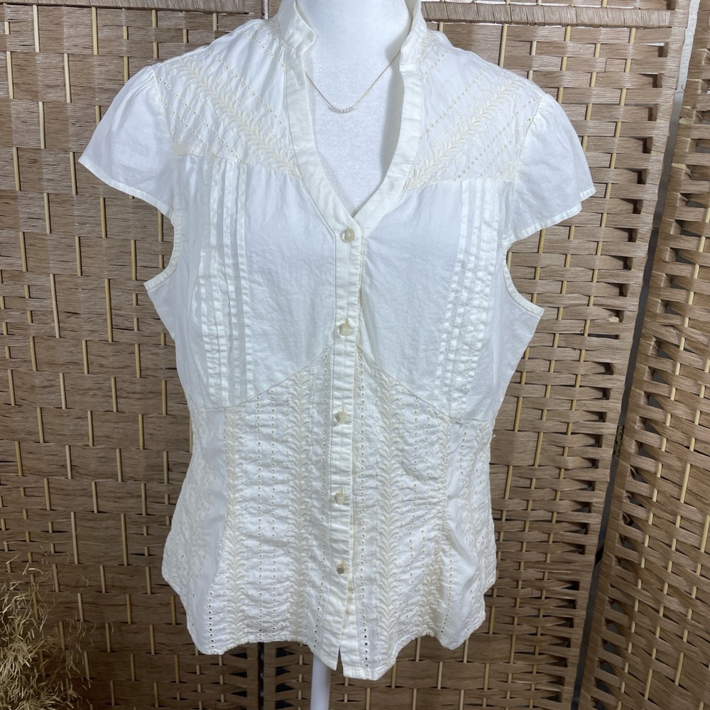 Classic Cream White Button-Front Eyelet Embroidered Cap-Sleeve Top Size 16